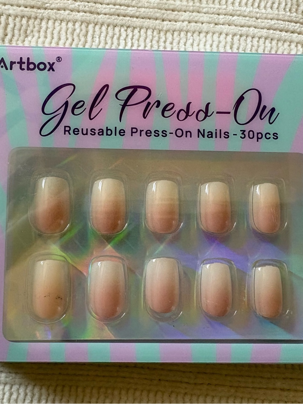 Btartbox Gel Press-On Reusable Press-On Nails in Nude Ombre - 30pcs